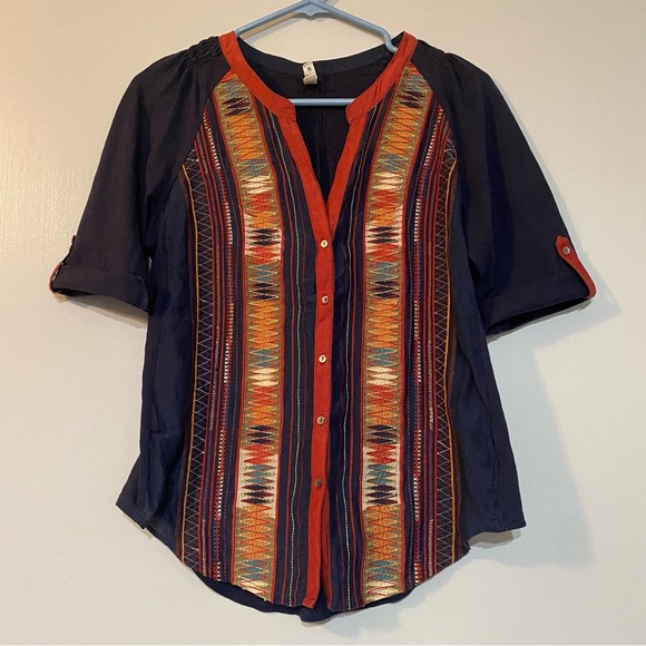 Tiny by Anthropologie Embroidered Navy Breezy Shirt Size Small - Picture 1 of 10